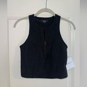 Beyond Yoga Black Sleeveless Zip-Up Tank